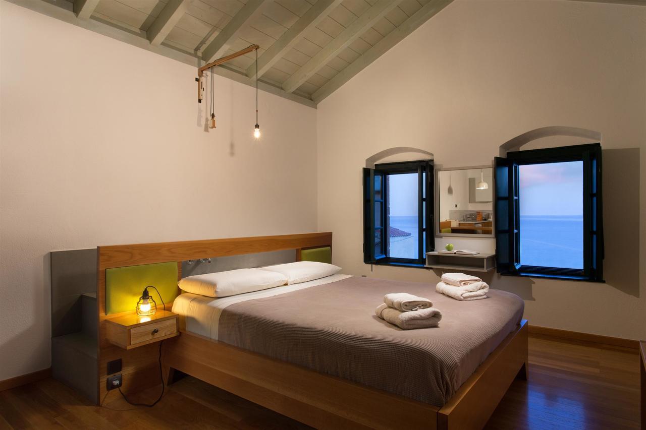 Kalnterimi Guesthouses Monemvasía Dış mekan fotoğraf